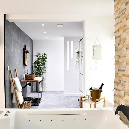 Konukevi Les Nuits D Olympe - & Privatif