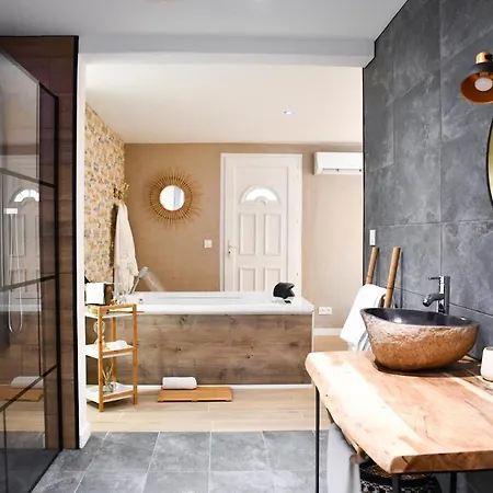 Konukevi Les Nuits D Olympe - & Privatif