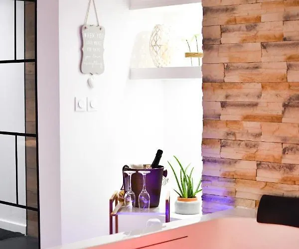 Les Nuits D Olympe - & Privatif