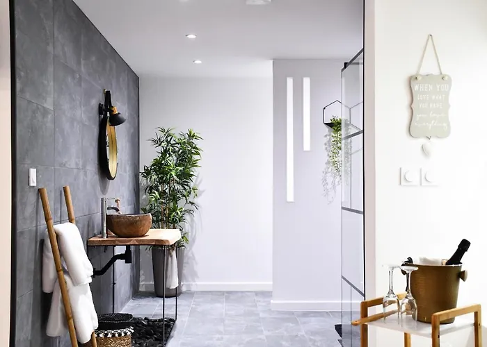 Les Nuits D Olympe - & Privatif ゲストハウス