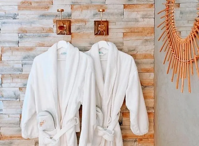 Les Nuits D Olympe - & Privatif Lacoste